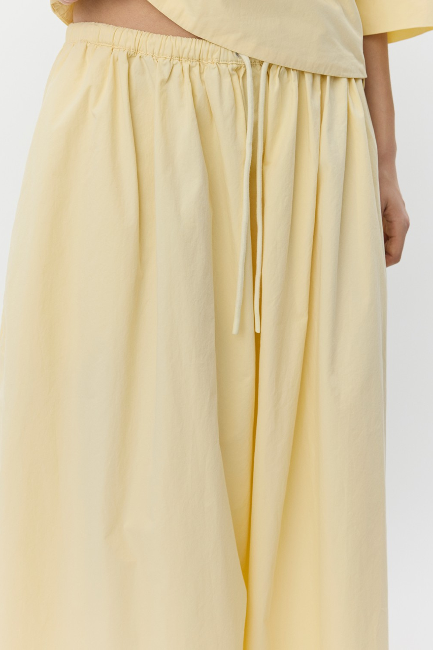 The Sofie Schnoor S261312 Juneausw Midi Skirt is a beautifully easy piece designed for everyday wear. Shop Sofie Schnoor at Dotique.