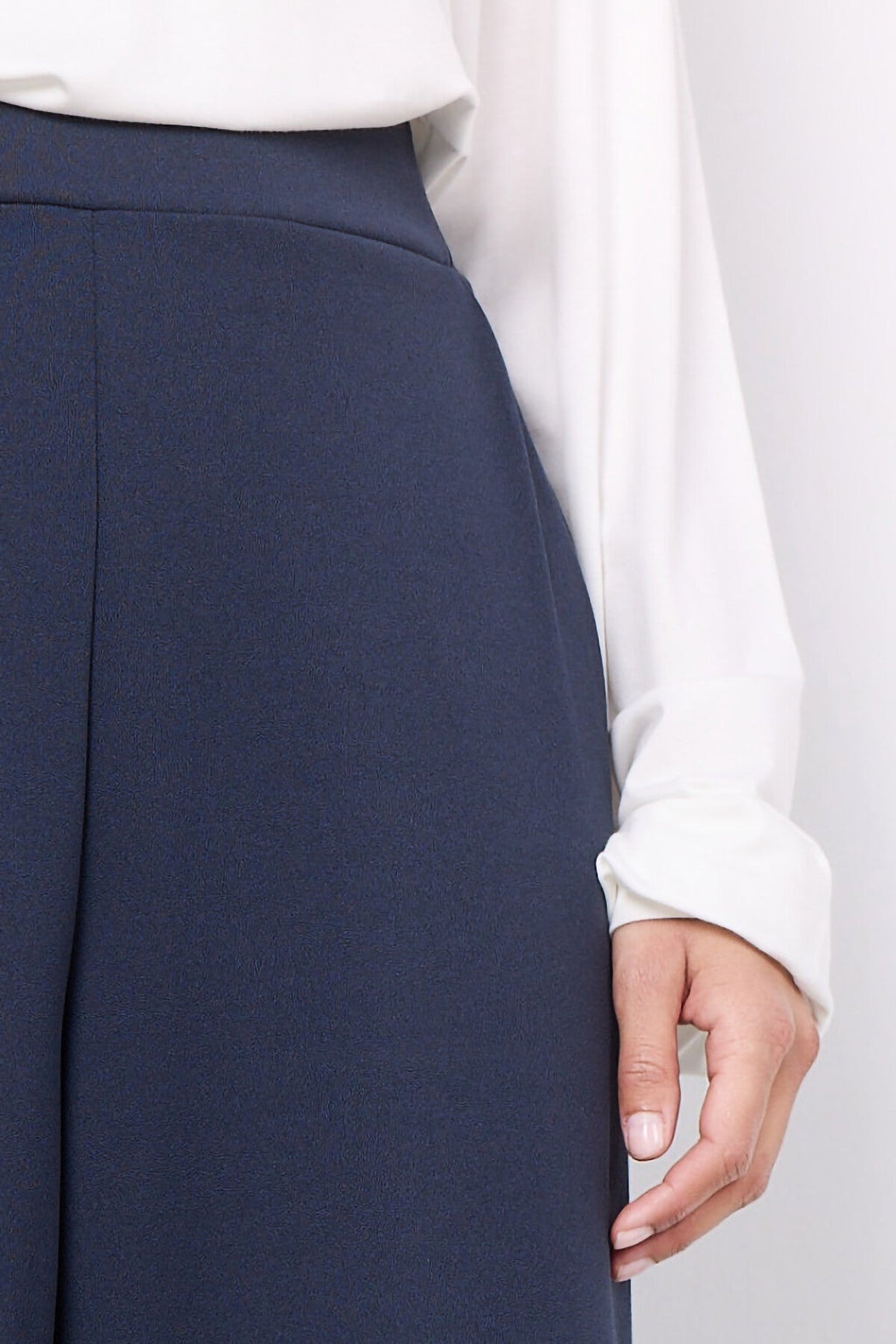 Soya Concept Siham 36 navy wide leg trousers additional view - Dotique