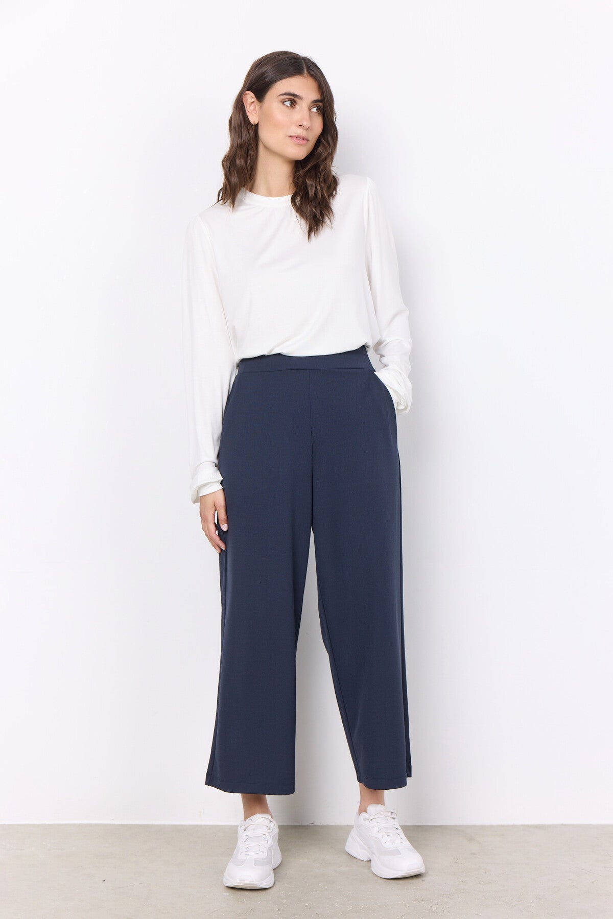 Soya Concept Siham 36 navy wide leg trousers on model - shop at Dotique