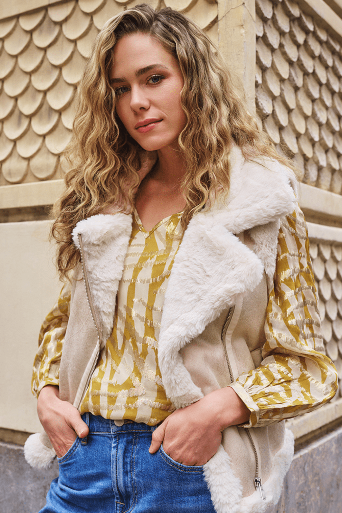 EsQualo 37502 Beige Gillet Fur - Dotique - EsQualo