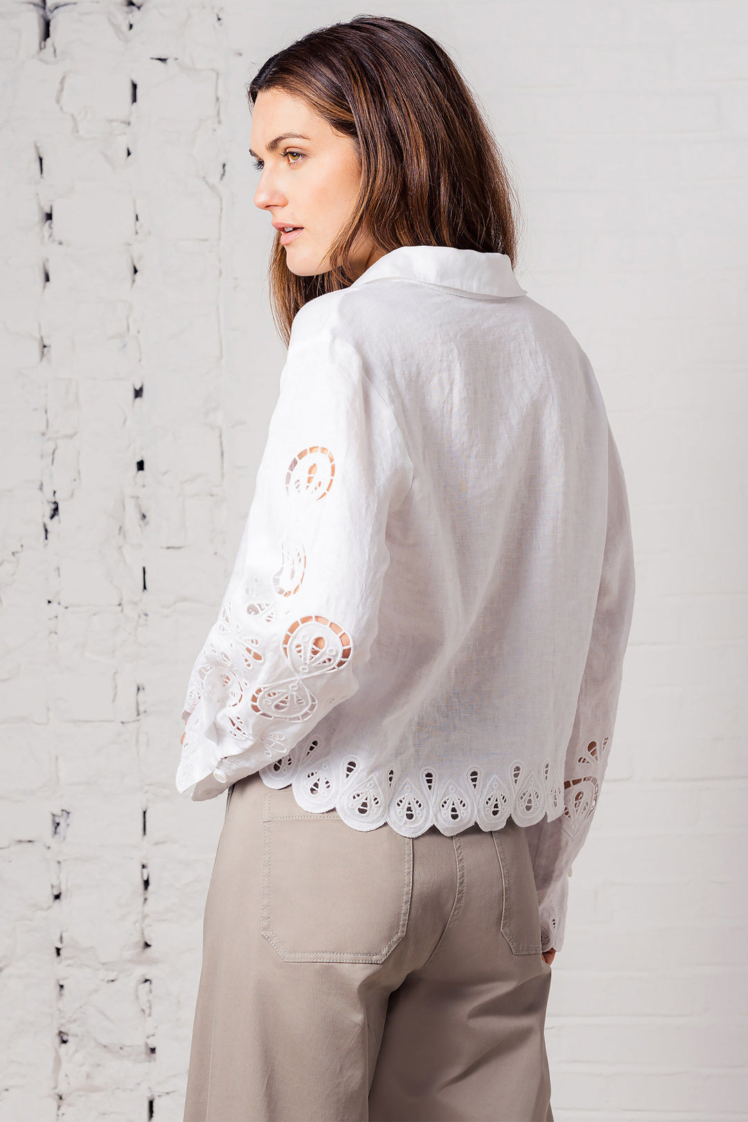 Eve in Paradise 1224-26240-1000 Jisoo White Linen Blouse - Dotique