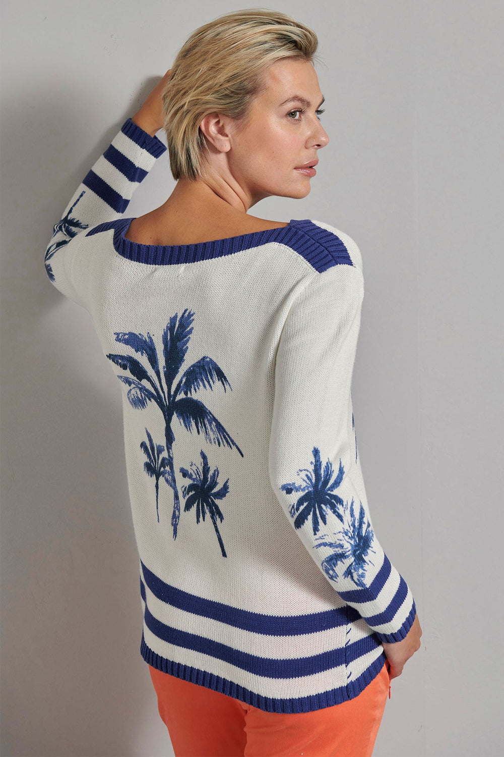 Eve in Paradise Pia Wide Neck Jumper Cream Blue Palm Pattern 1082-24326-6044 - Dotique