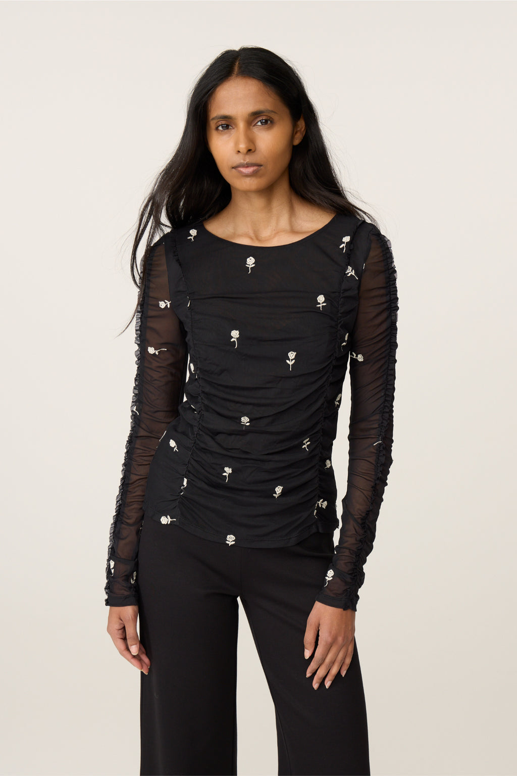 Model wearing Fabienne Chapot Kamea Top Black/Cosy White by Fabienne Chapot, shop Fabienne Chapot at Dotique