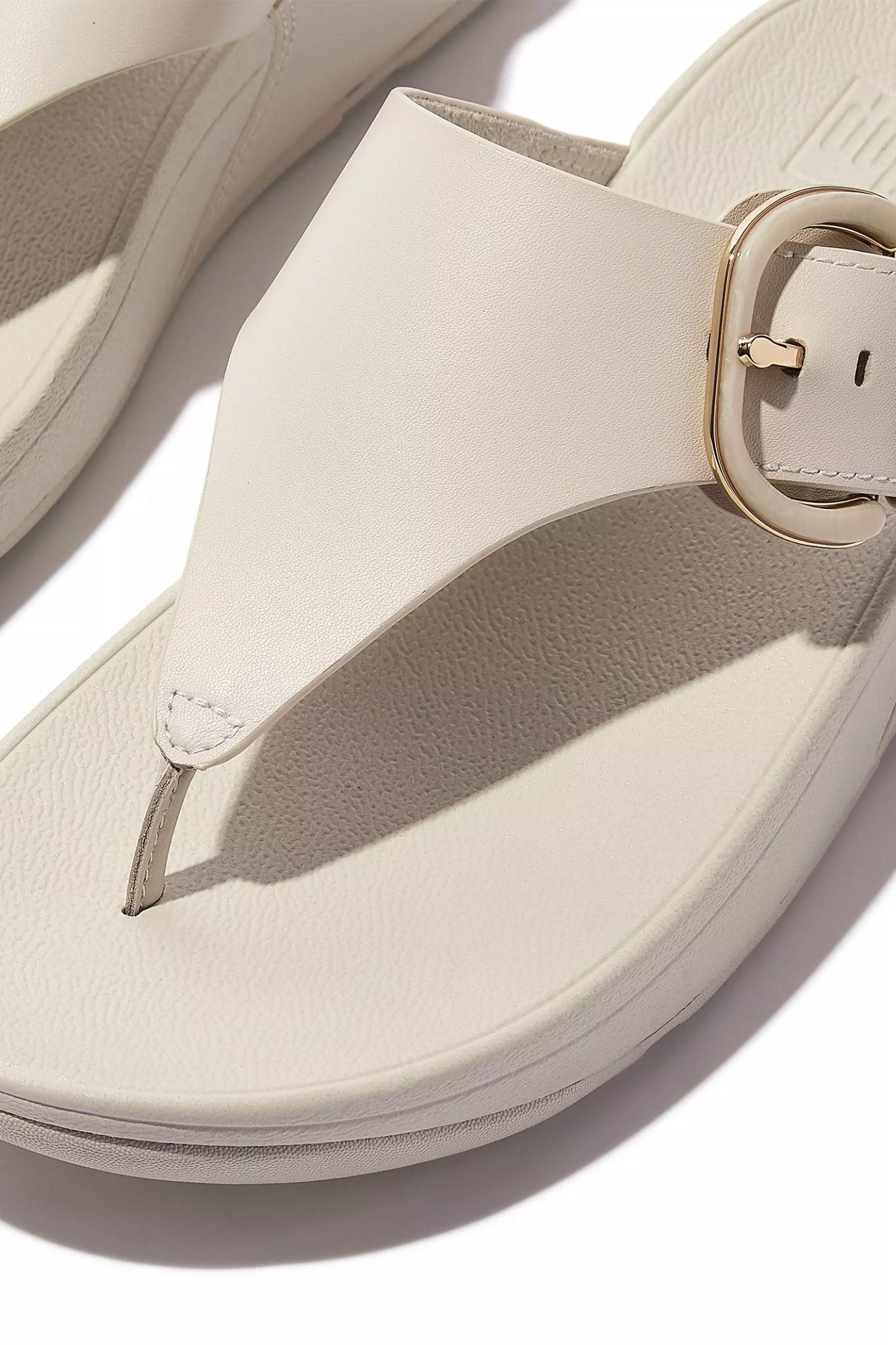 Fitflop Lulu Resin - Buckle Leather Toe - Post Sandals Paris Beige - Dotique