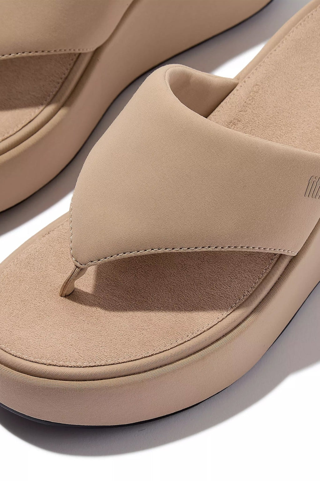 Fitflop Platfforms Wedge Toe - Post Sandals Classic Beige - Dotique