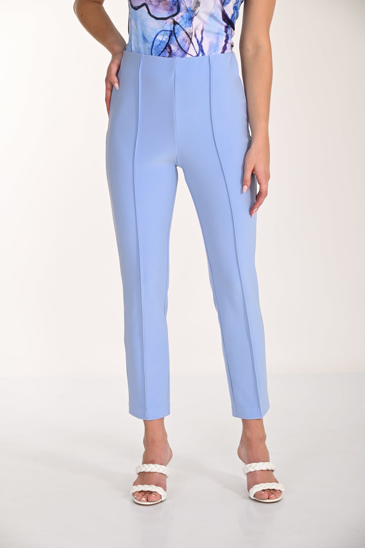 Frank Lyman 266041 slim trousers in Periwinkle, image 2