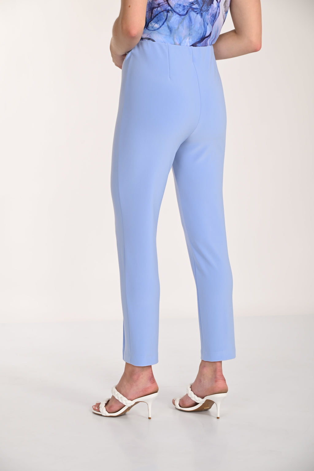 Frank Lyman 266041 slim trousers in Periwinkle, image 3