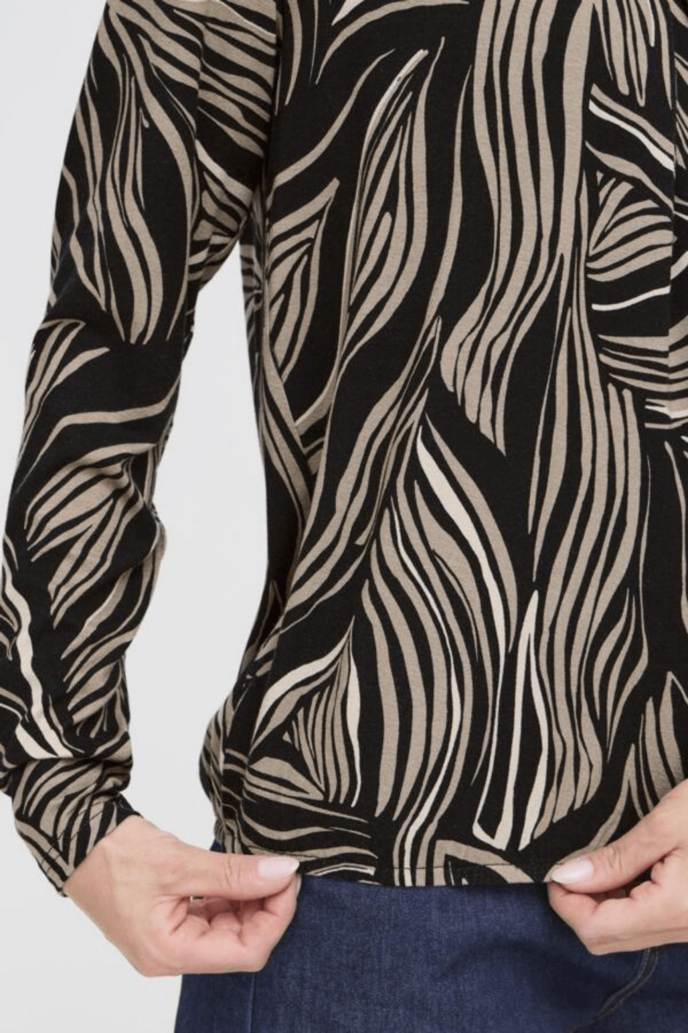 Fransa Frflora black art print v-neck long-sleeved top, from Dotique

