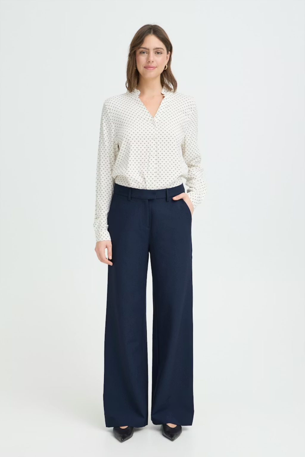 Fransa FRABIGAIL trousers 20617067 in Navy Blazer – women’s tailored trousers – Dotique