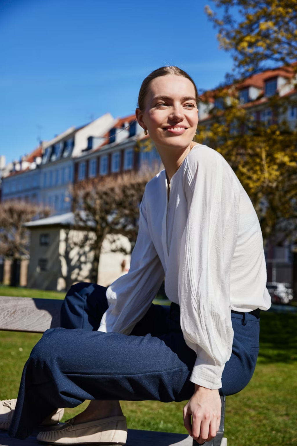 Fransa FRABIGAIL trousers 20617067 in Navy Blazer – women’s tailored trousers – Dotique