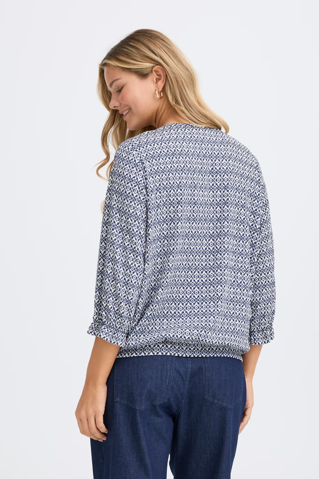 Fransa FRSLOANE T-shirt in Ethnic Lines Navy – women’s graphic tee – Dotique