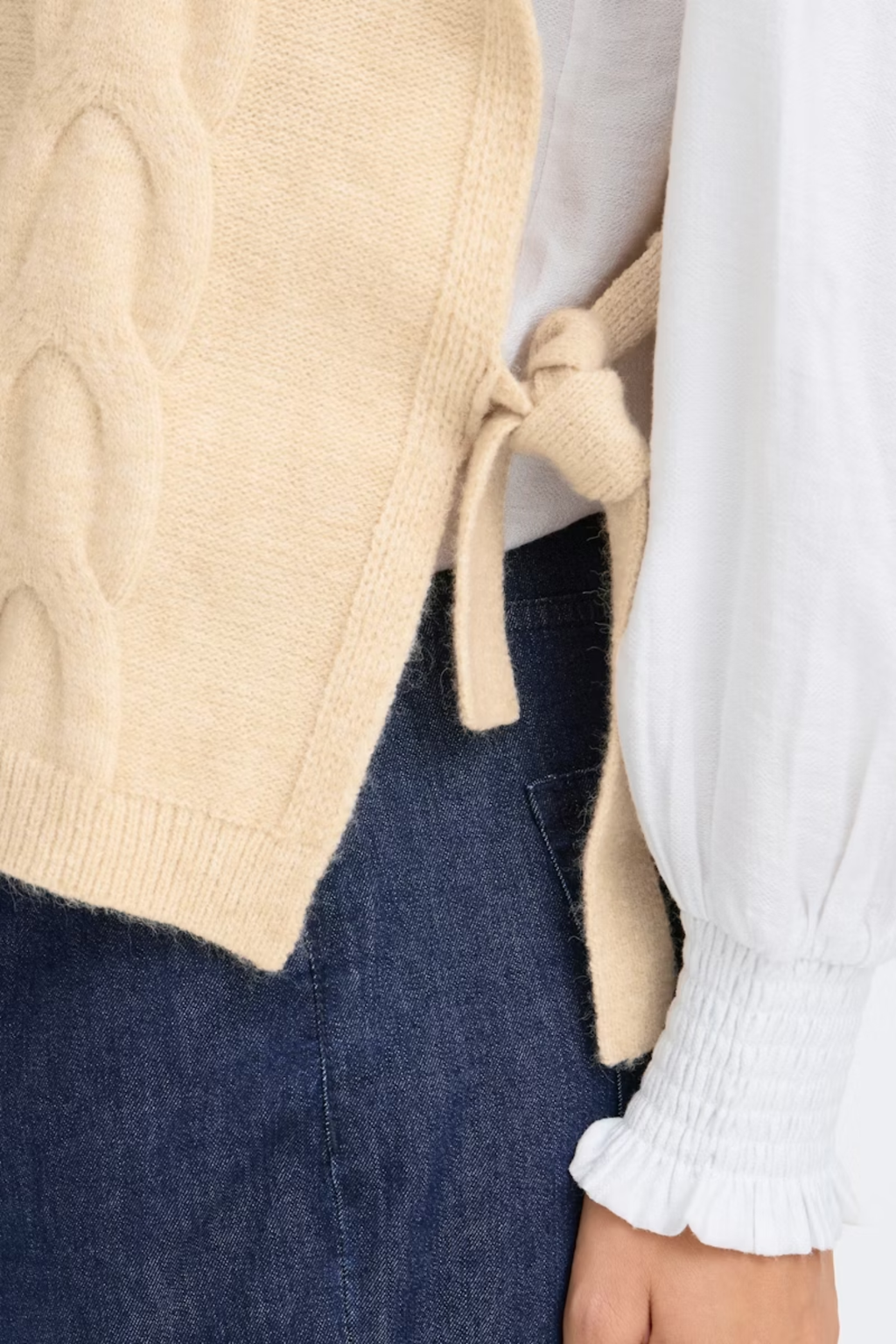 Fransa FRCALAN slipover style 20617640 in colour 1513061 – women’s knitted slipover at Dotique
