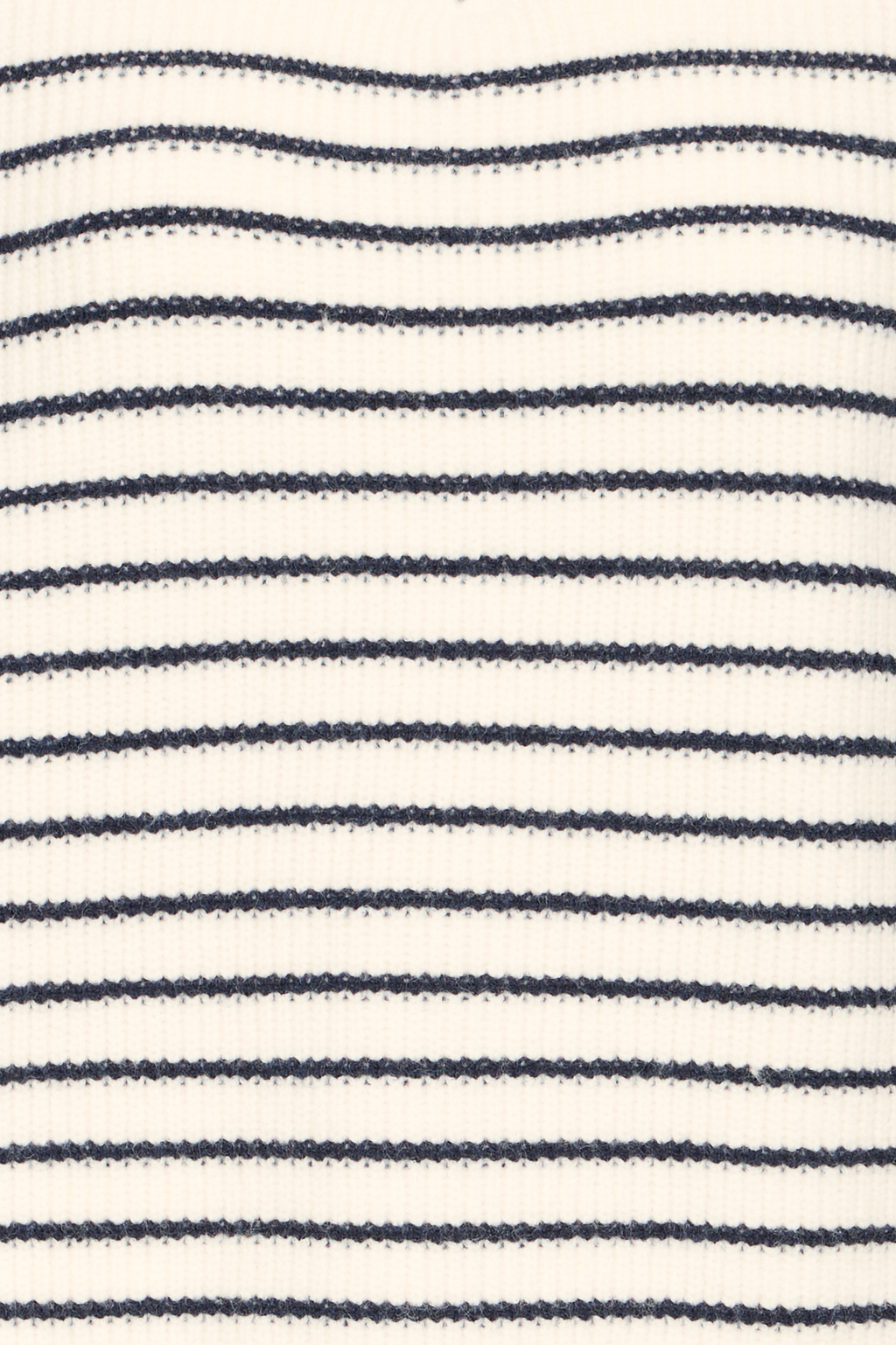  Fransa FRVINNA knitted tank top in Stripe Navy Blazer blends classic stripes with a modern twist thanks to its stylish front zip neckline. Shop Fransa at Dotique.