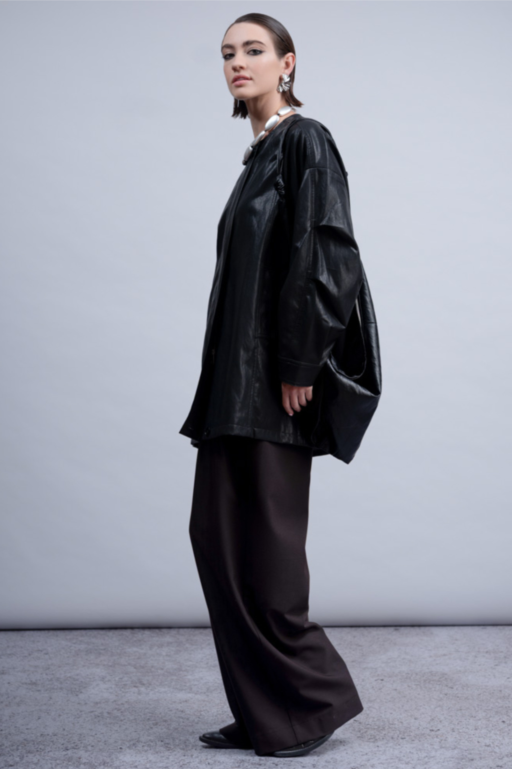Haako H2011 black oversized faux leather jacket – Dotique