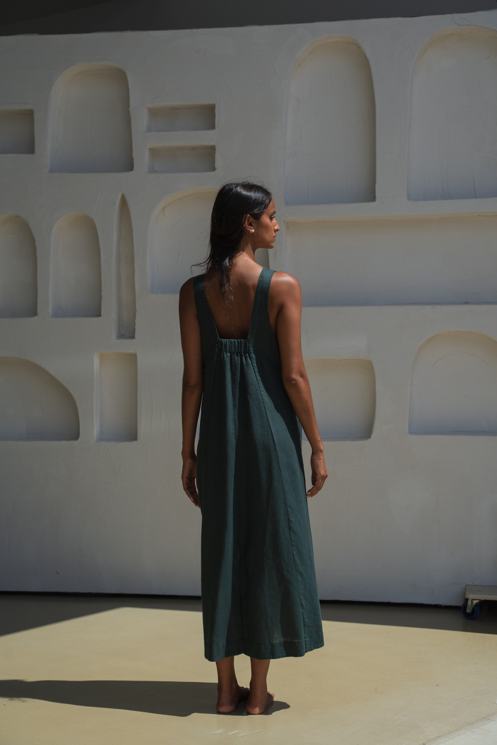 Model wearing Lilly Pilly LP-D018 Iris Linen Dress Forest by Lilly Pilly, shop Lilly Pilly at Dotique online.