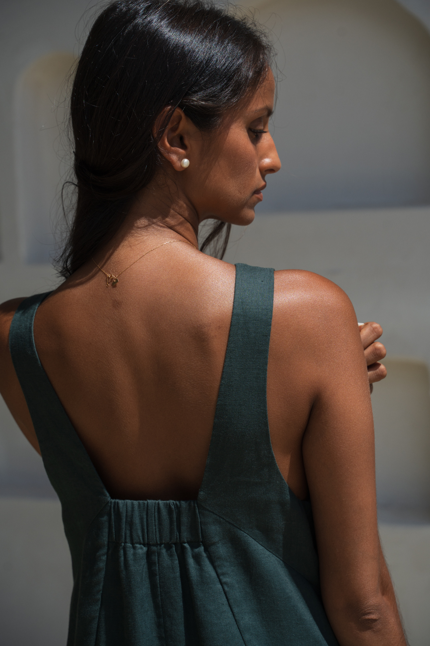 Woman wearing Lilly Pilly LP-D018 Iris Linen Dress Forest by Lilly Pilly, shop Lilly Pilly at Dotique online.