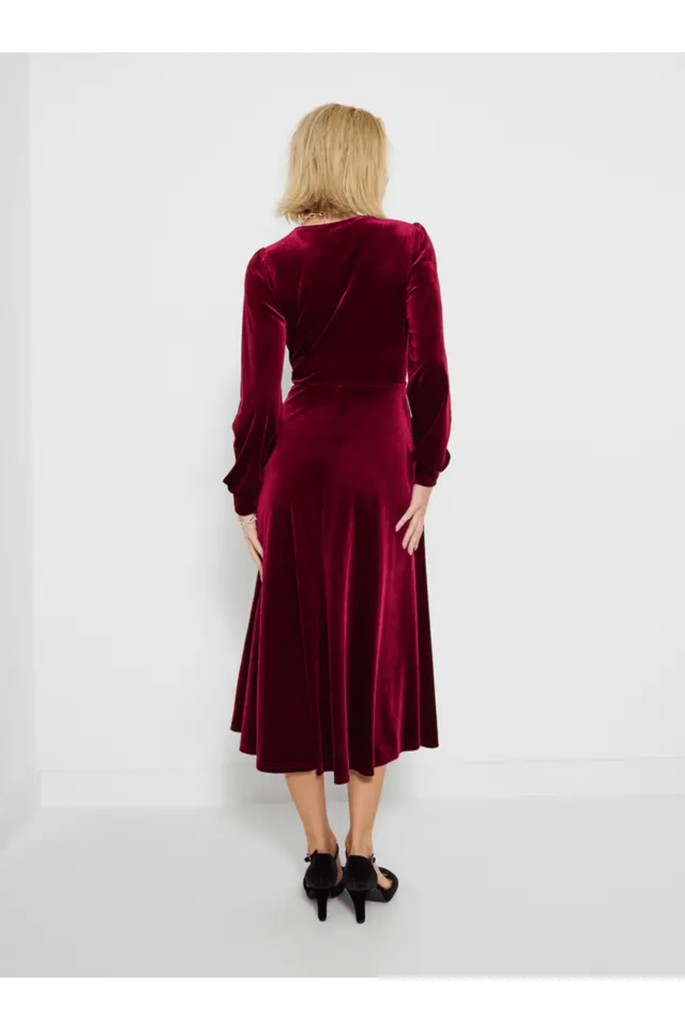 joe-browns-etta-velour-dress-berry 1