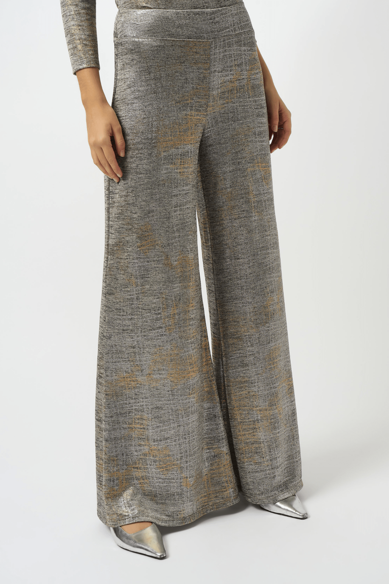 Joseph Ribkoff foiled melange knit wide-leg trousers with contour waistband and front pockets

