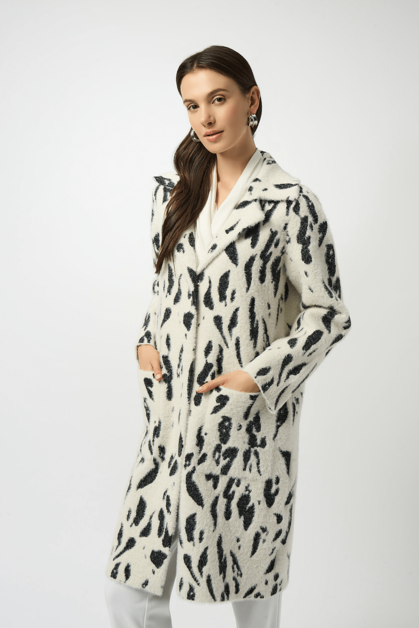  Joseph Ribkoff animal print feather yarn coat with faux fur collar and cuffs – Dotique