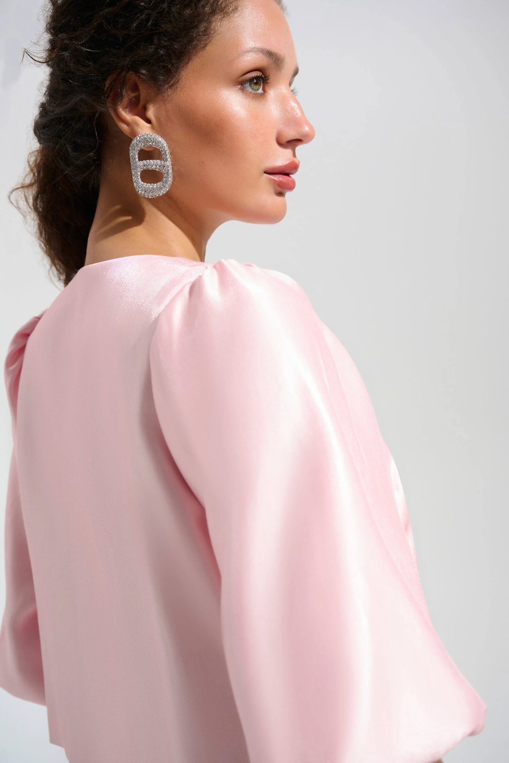 Women’s Joseph Ribkoff Petal Pink tailored jacket in soft stretch fabric.