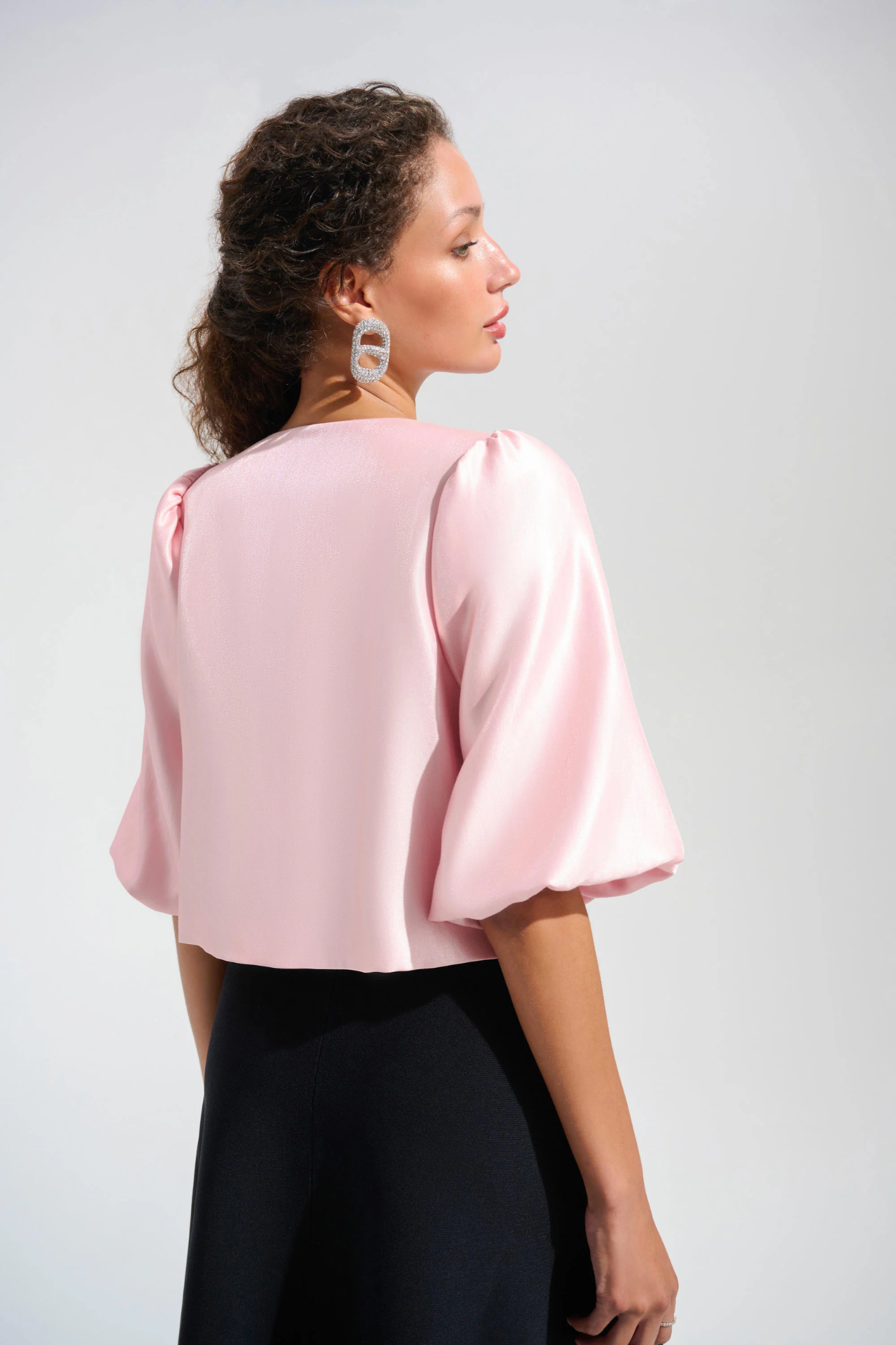 Women’s Joseph Ribkoff Petal Pink tailored jacket in soft stretch fabric.