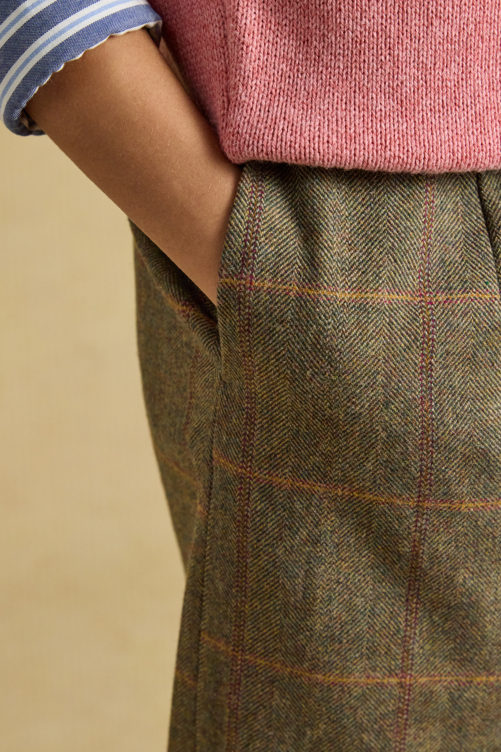 Joules Bramble Blake Tweed Skirt close up showing pocket Shop Joules at Dotique
