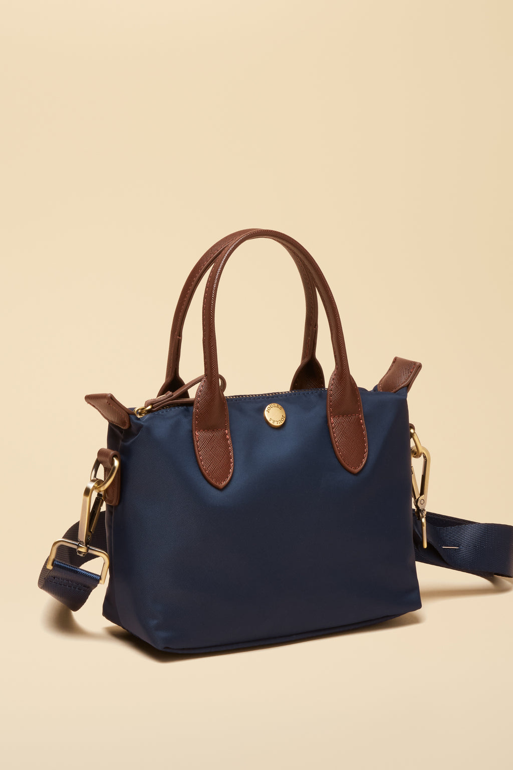A really good everyday bag that does it all. The Edie shopper is roomy without feeling bulky, making it perfect for busy days, weekends away or everyday errands. Shop at Dotique.