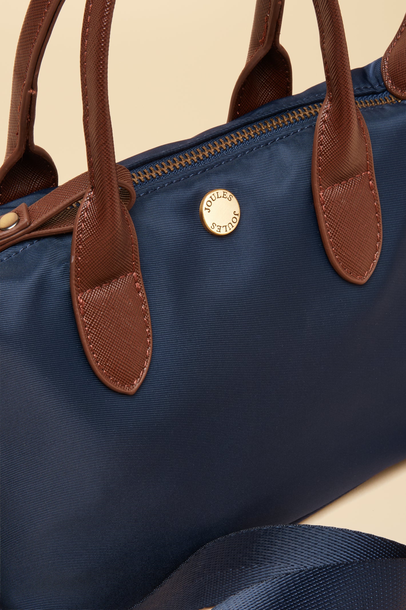 A really good everyday bag that does it all. The Edie shopper is roomy without feeling bulky, making it perfect for busy days, weekends away or everyday errands. Shop at Dotique.