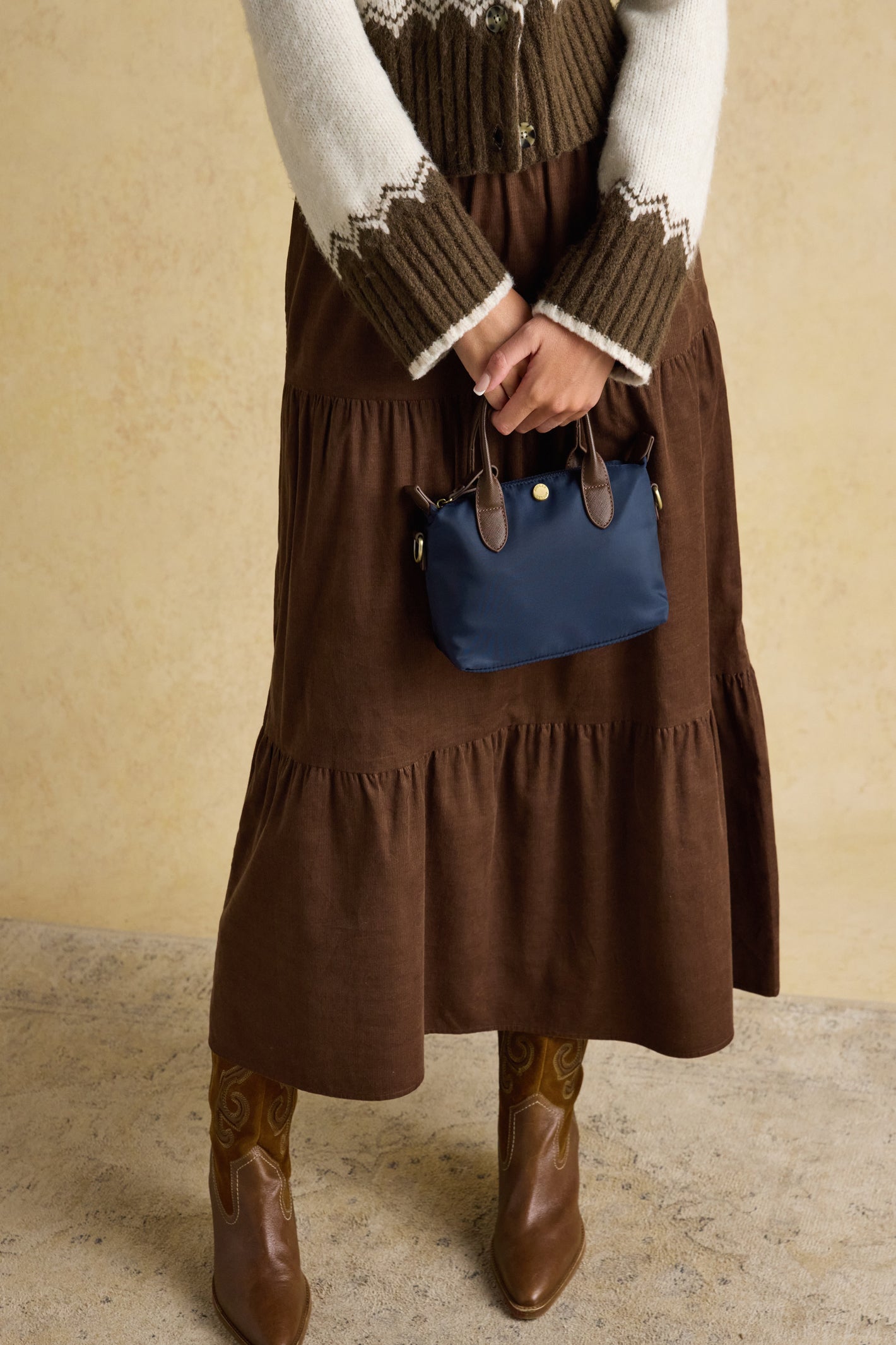 A really good everyday bag that does it all. The Edie shopper is roomy without feeling bulky, making it perfect for busy days, weekends away or everyday errands. Shop at Dotique.