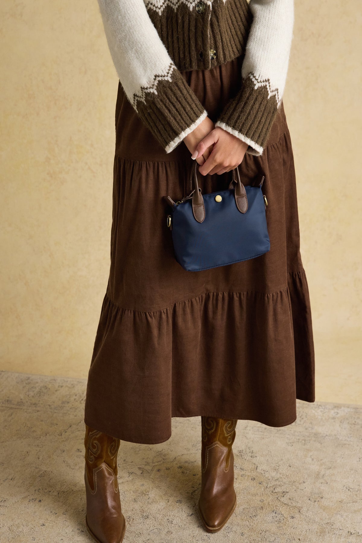 A really good everyday bag that does it all. The Edie shopper is roomy without feeling bulky, making it perfect for busy days, weekends away or everyday errands. Shop at Dotique.