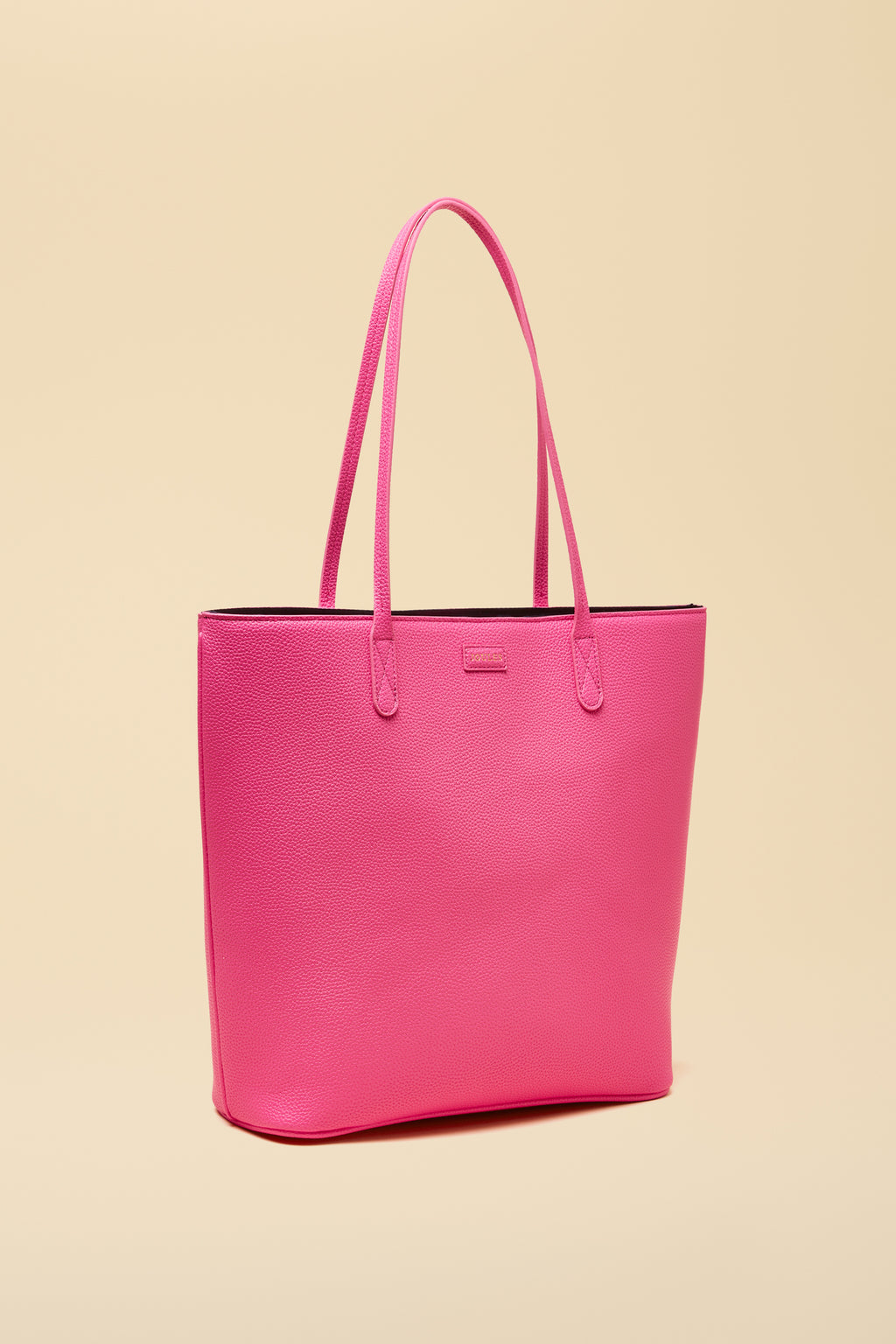 Shop Joules at Dotique for colourful, feel-good womenswear. From everyday Breton tops to cosy fleeces and dresses, discover timeless British style. Shop Joules Jemima Pink Shopper bag at Dotique.