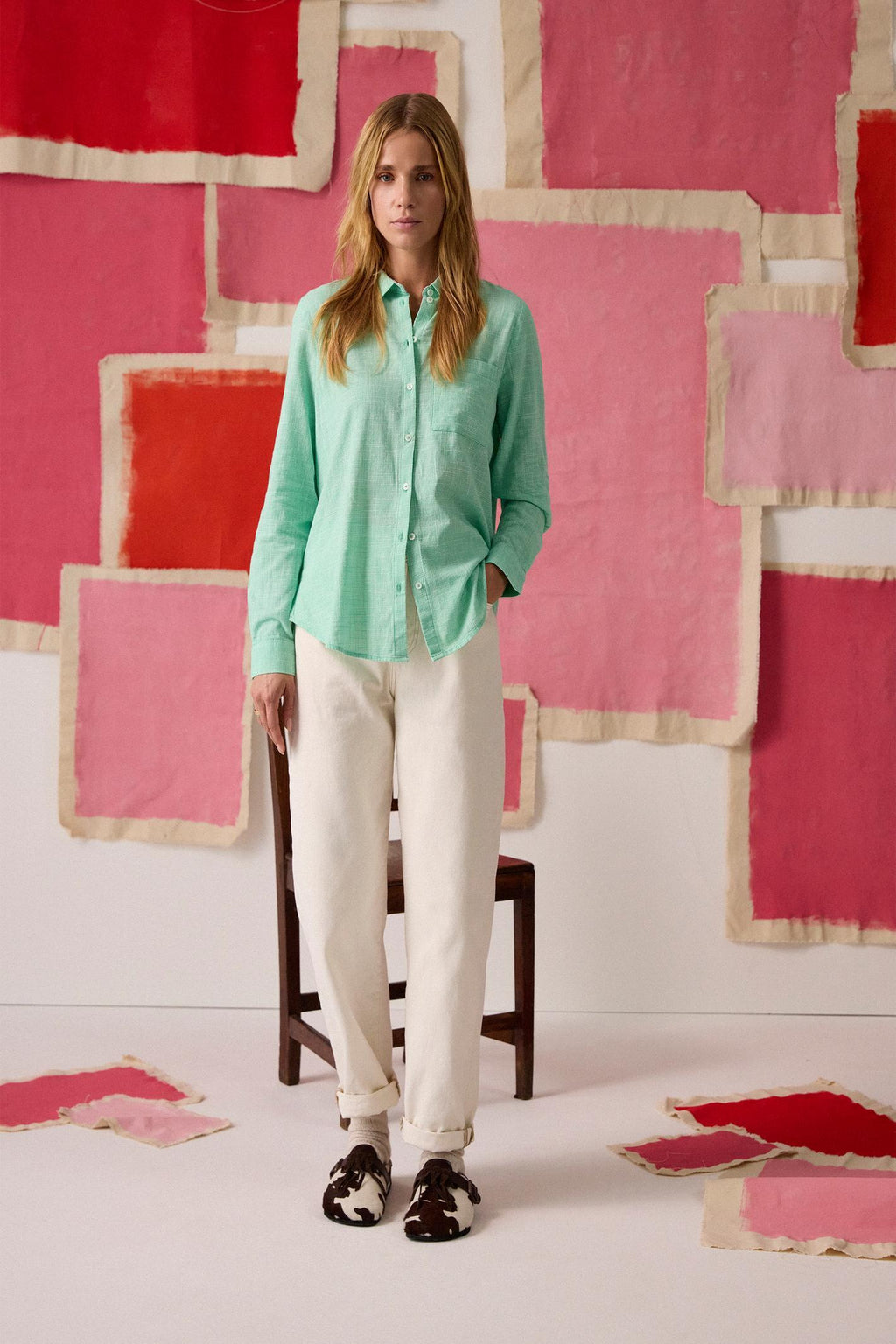 The Joules Ida shirt is one of those easy pieces you’ll find yourself reaching for again and again. Made from 100% cotton, it has a relaxed, slightly tapered shape that skims the body without feeling oversized, making it flattering as well as comfortable. Shop Joules at Dotique.