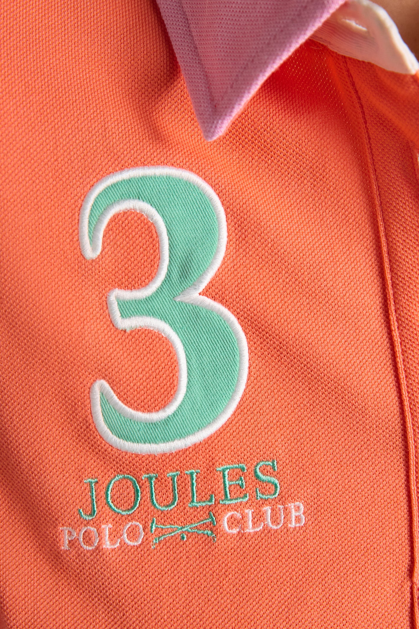 Classic with a nod to equestrian style, the Joules Beaufort polo shirt brings heritage details into everyday dressing. Shop Joules at Dotique.