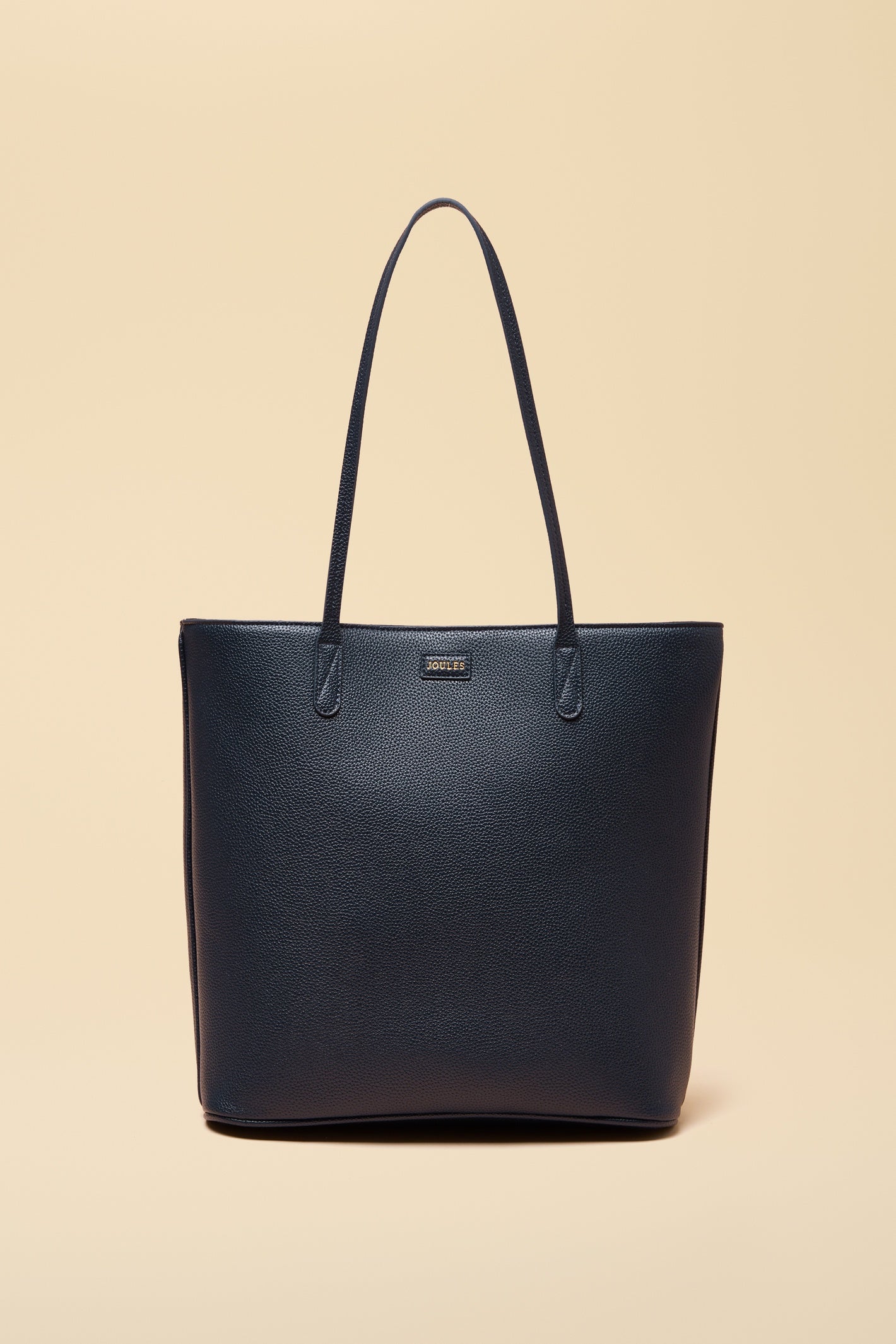 Shop Joules at Dotique for colourful, feel-good womenswear. From everyday Breton tops to cosy fleeces and dresses, discover timeless British style. Shop Joules Jemima Navy Shopper bag at Dotique.