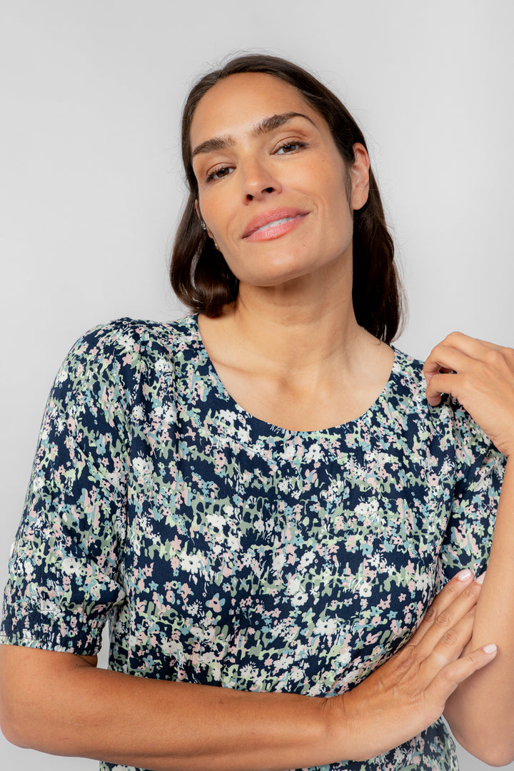 Lily & Me LM25069N Meadow Top Rose Trellis Round Neck Navy - Dotique