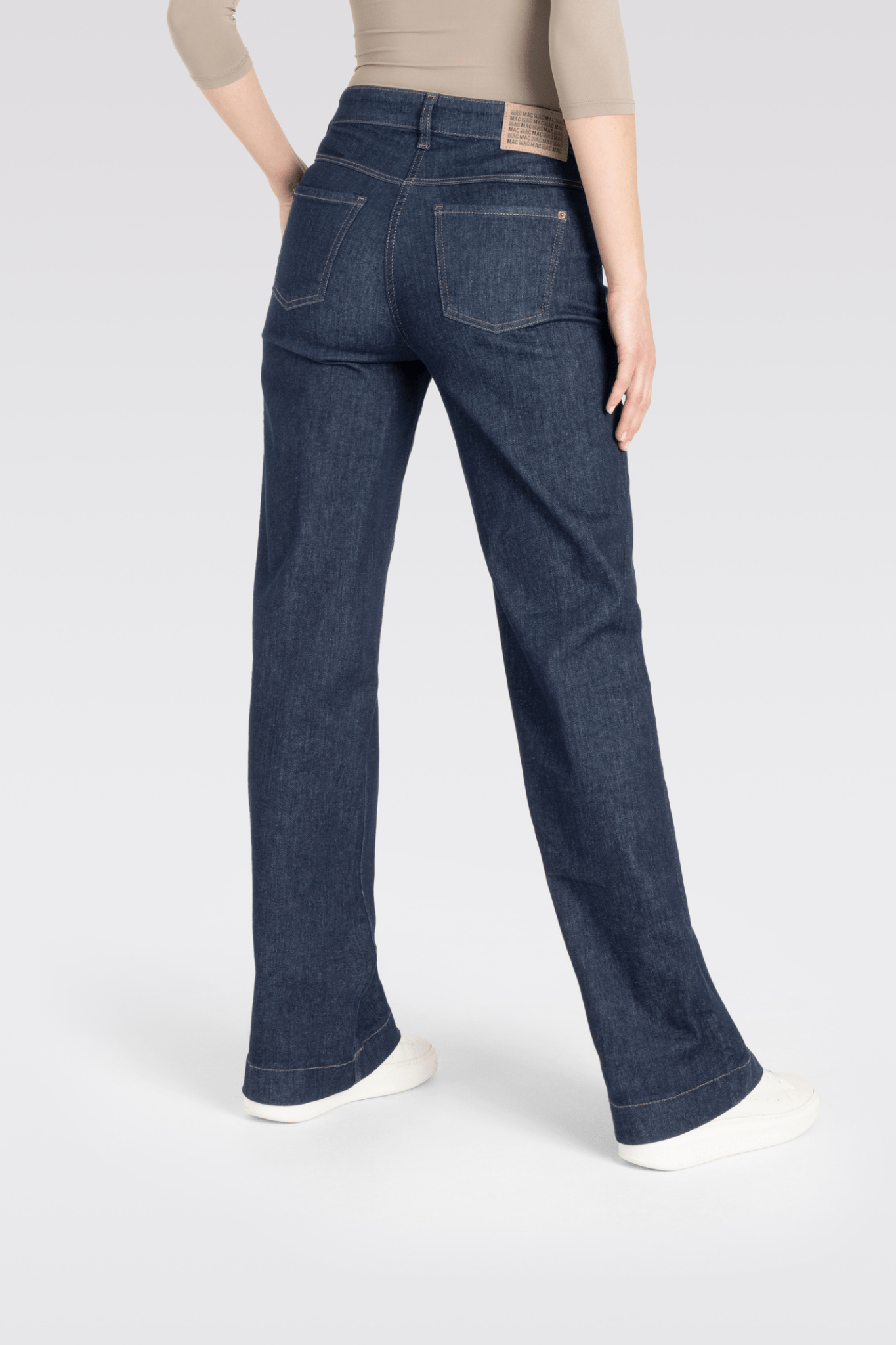 MAC Dream Wide Authentic Stretch Denim Jeans Fashion Rinsed 5228 - 90 - 0387L - D683 - Dotique