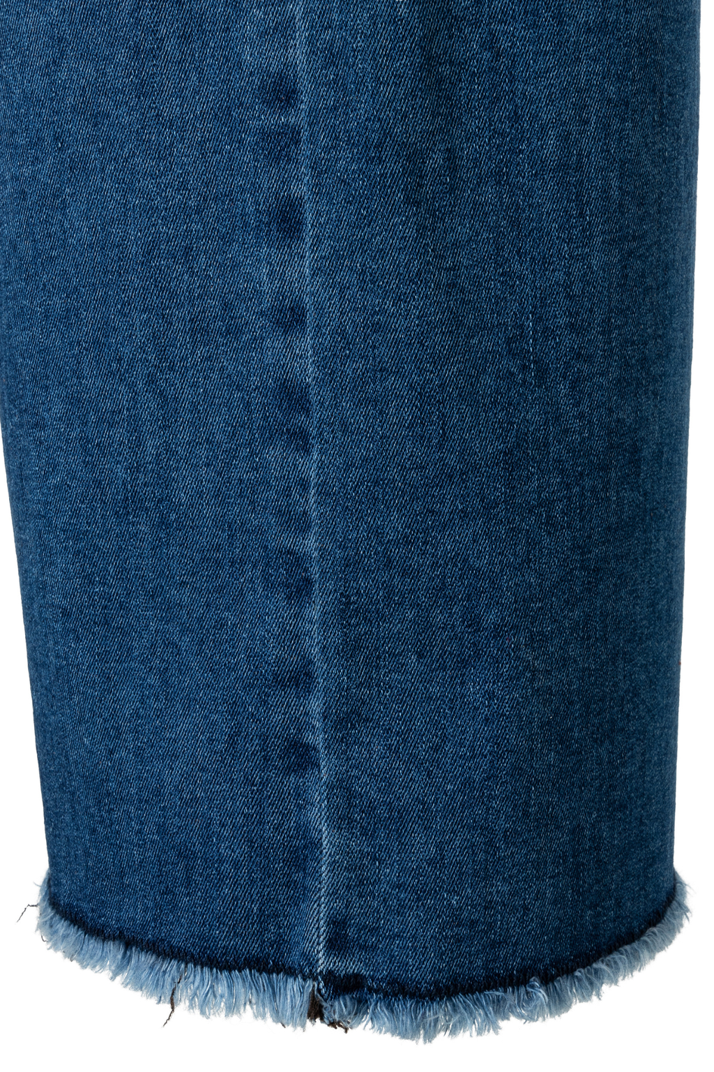 Designed for effortless style and comfort, the Dotique MAC Dream Wide Cropped Jeans in Storm Blue Wash offer a modern, relaxed silhouette. Shop MAC Jeans at Dotique.