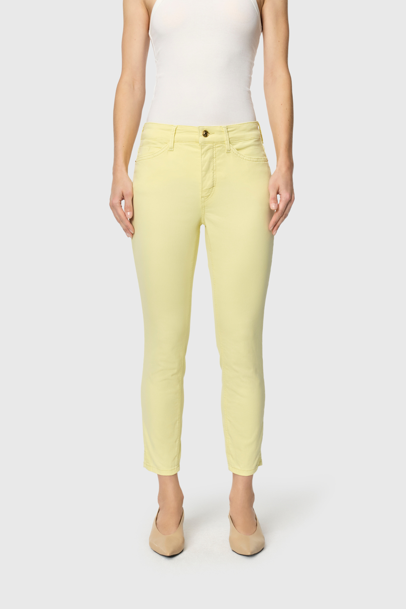 MAC Jeans Dream Summer Light Sunny Yellow L26 5492-0351-518R jeans by Mac Jeans, shop Mac Jeans at Dotique.