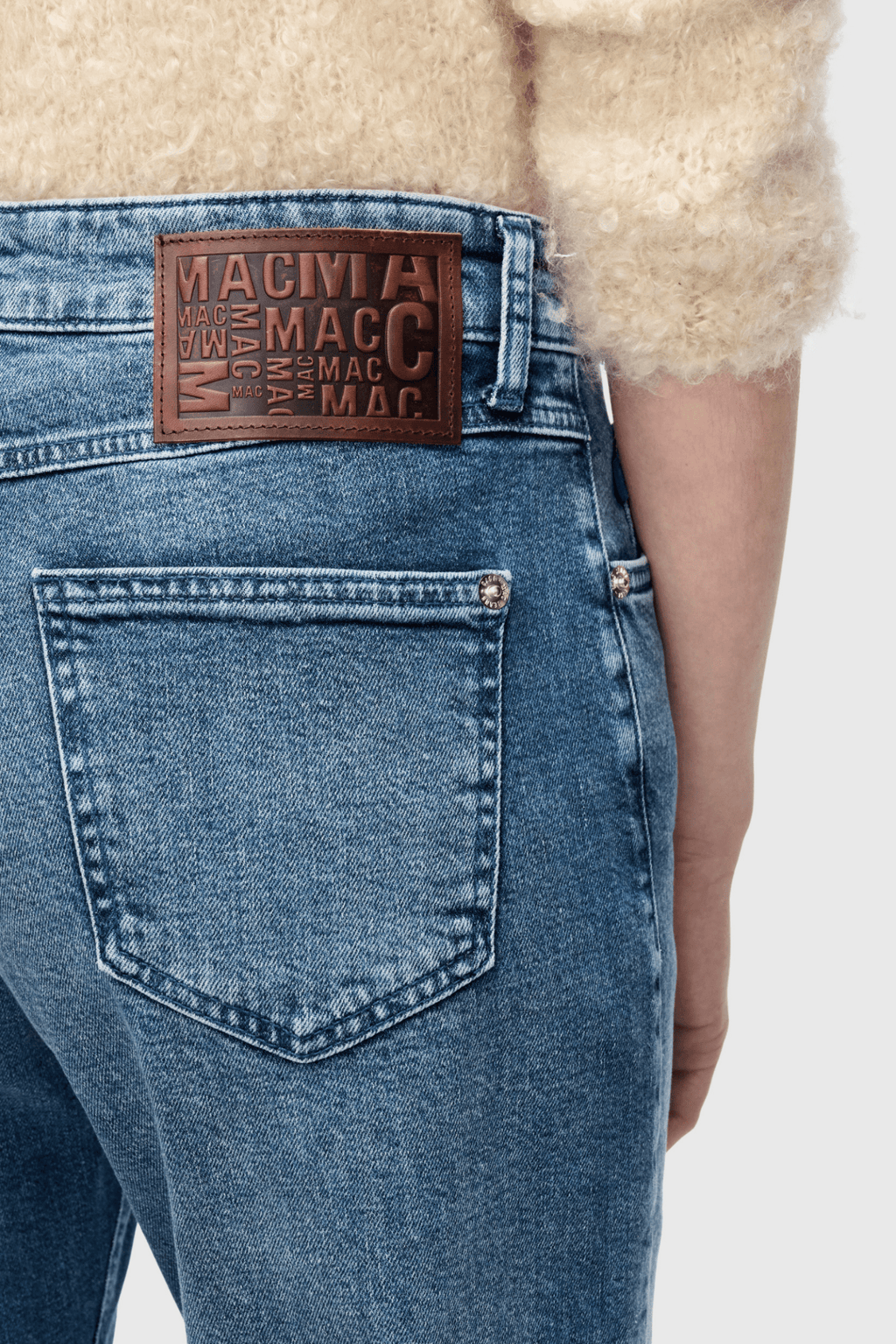 MAC Straight authentic comfort jeans in mid blue random wash – Dotique

