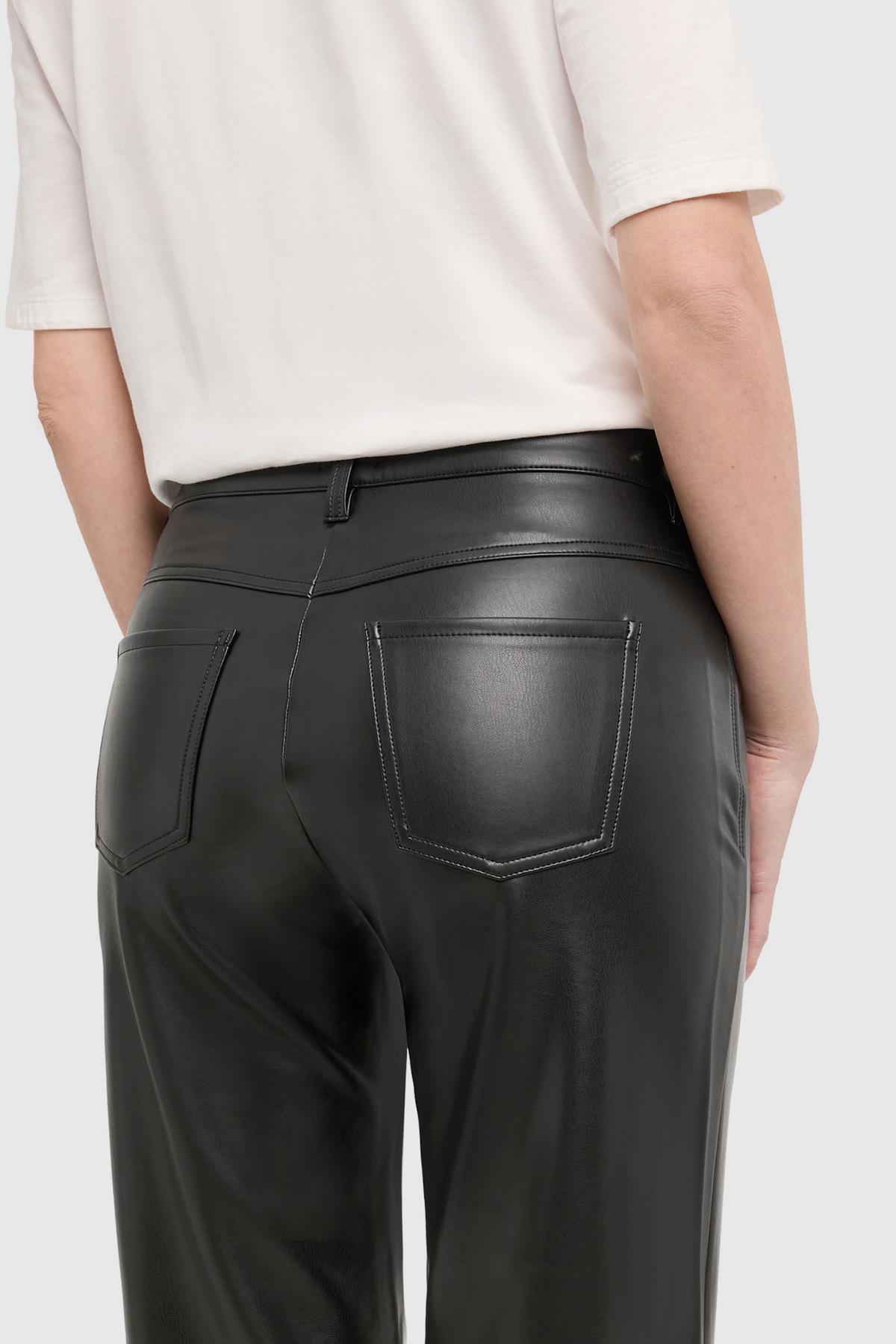 MAC Jeans Wide Leg Faux Leather Trousers – Black | 5264-00-0497-090