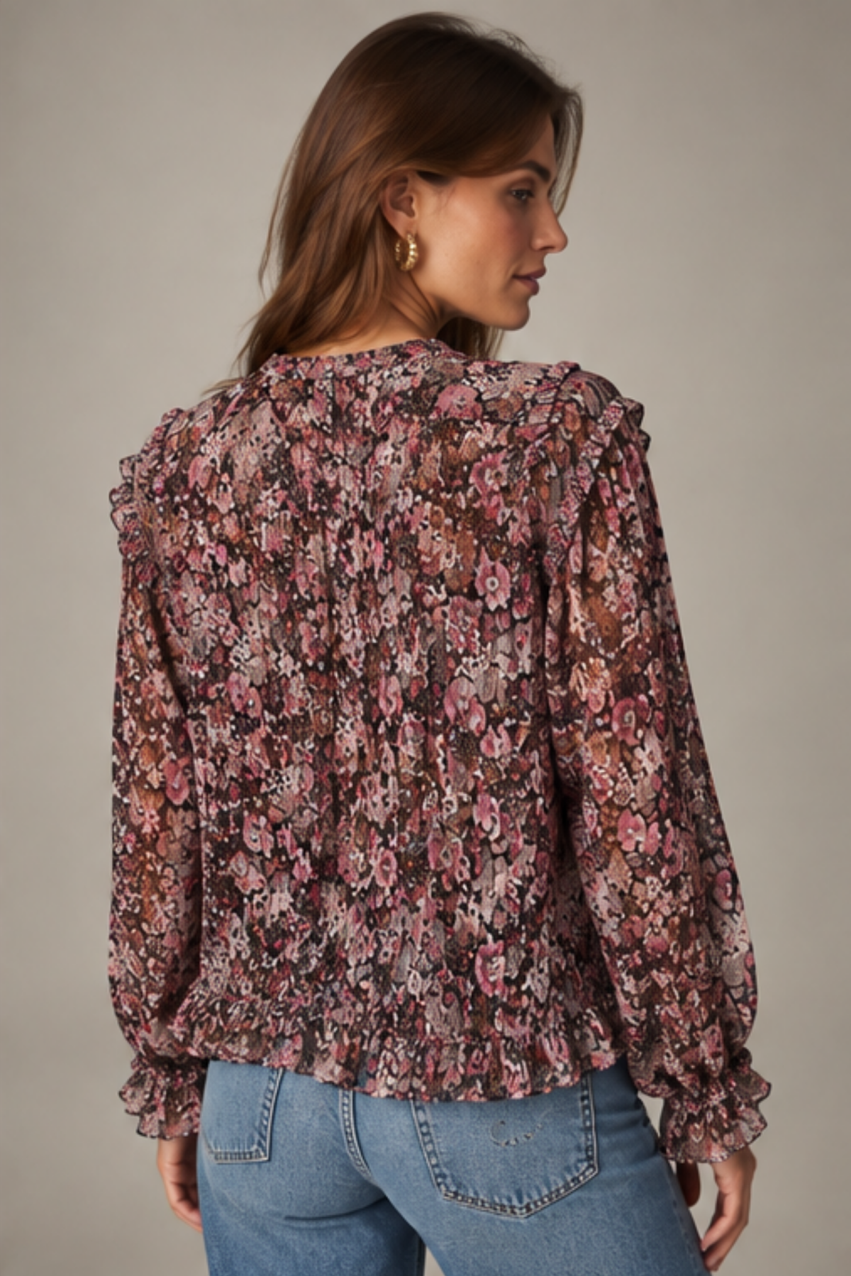 Maison Hotel Blouse Lerele Blossom floral blouse worn with jeans. Shop Maison Hotel at Dotique