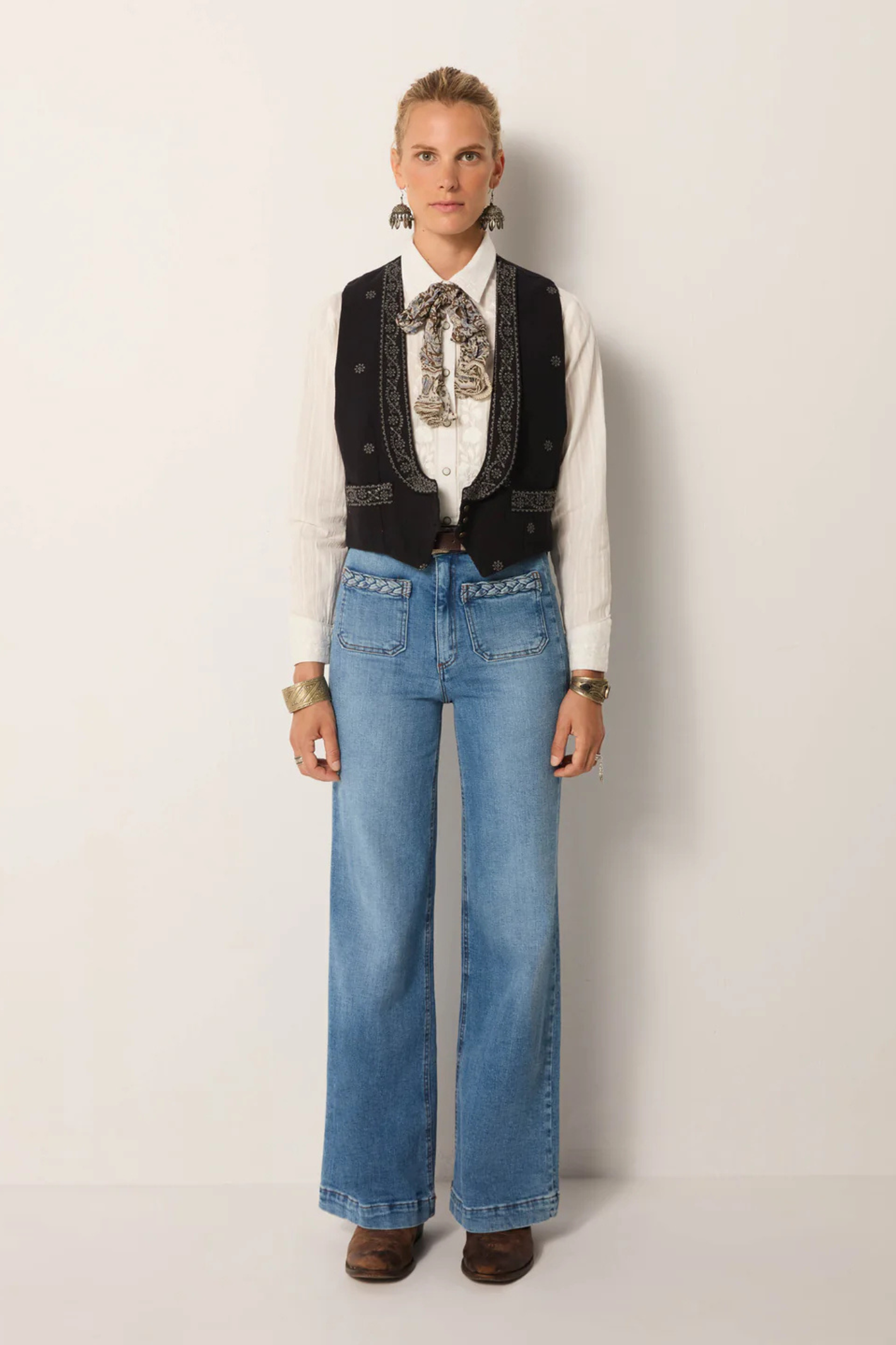 Maison Hotel Django Kerry Luna Blanca Blouse