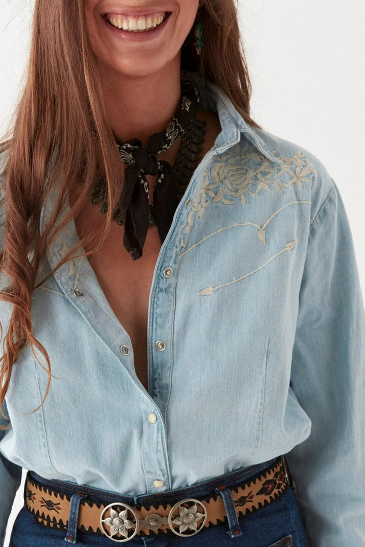 Maison Hotel Texas Sun Austin Blouse Mustang Blue Dotique