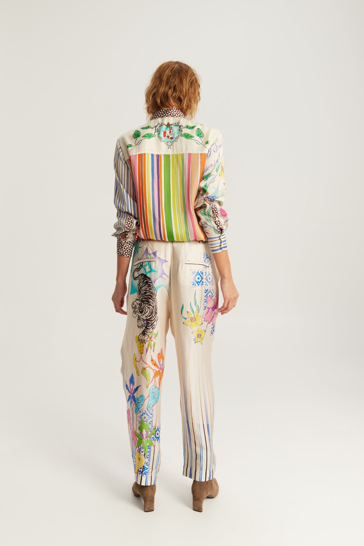 Shop the ME369 Isabel Printed Shirt in Paradiso at Dotique. A relaxed printed shirt in a soft viscose blend with colourful artwork and signature ME369 styling.
