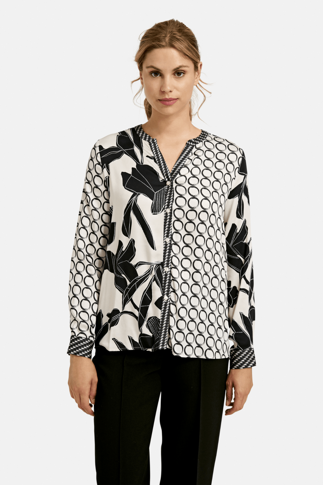 Milano 44-6372-3019  Cream/ Navy Cream Print Round Neck Blouse