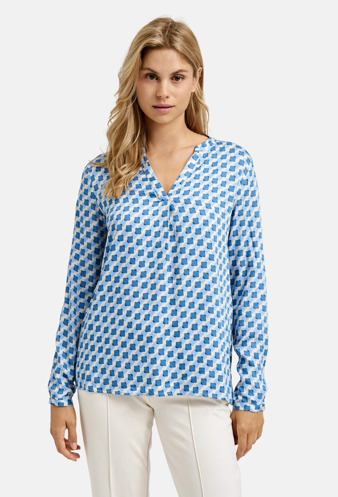 milano-51-6403-3061-azur-print-v-neck-blouse