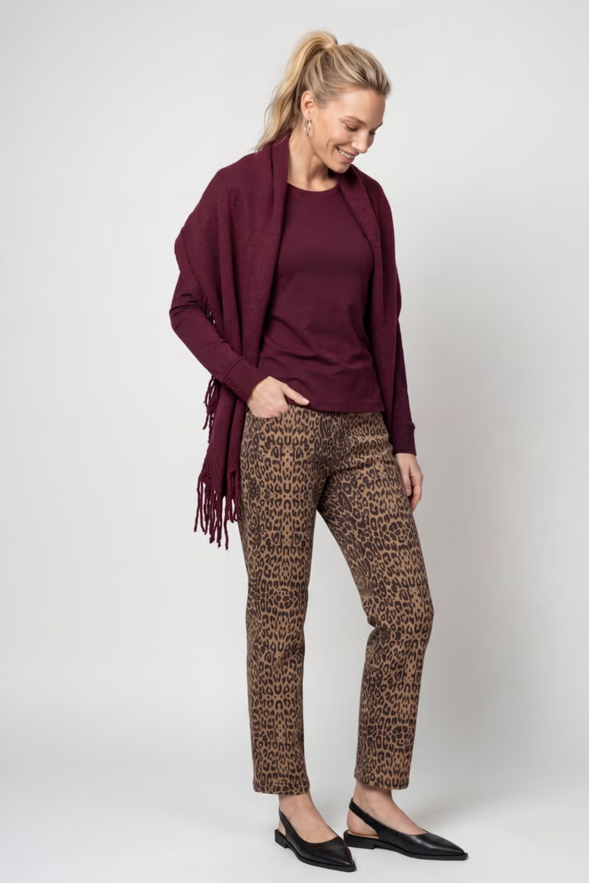 Monari Monari 810053 Rhinestone Long-Sleeved Top – Dark Bordeaux Jumper - Dark Bordeaux. You can Shop Monari at Dotique