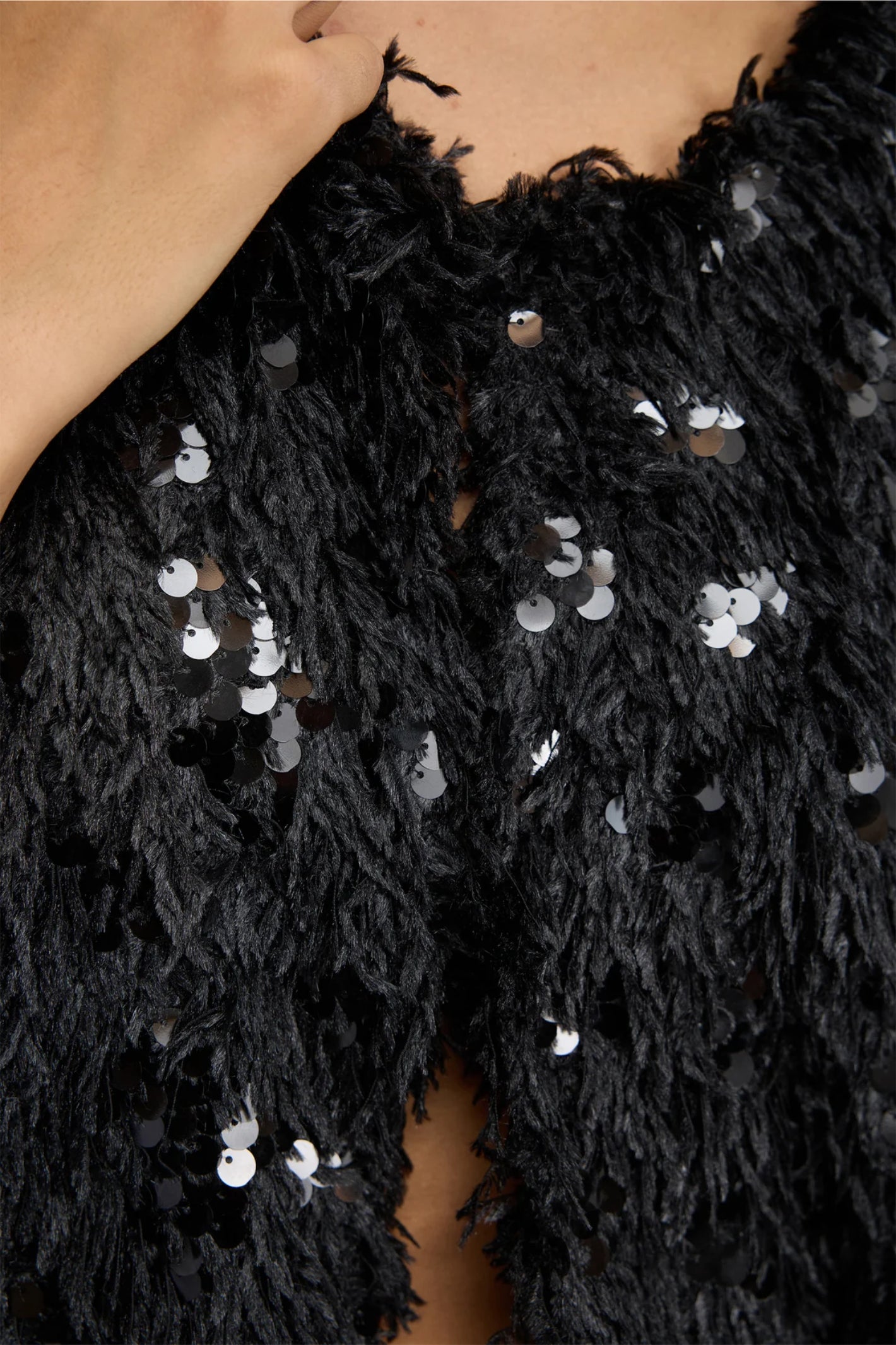 MUNTHE Vinc Textured Sequin Jacket – Black