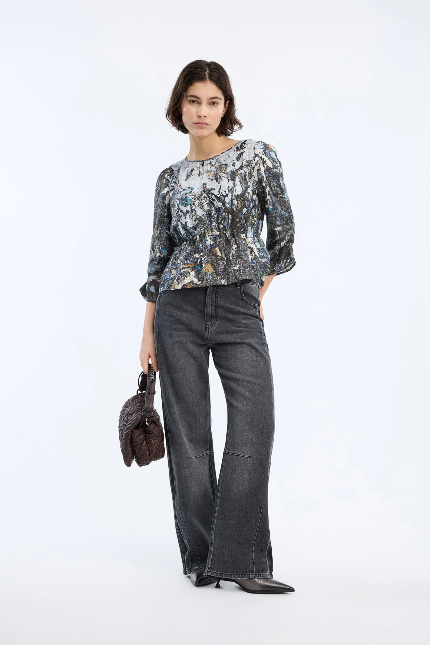 Shop the MUNTHE Virago Top in Print Grey at Dotique. Crafted from 100% silk with an exclusive print, this beautifully draped blouse is perfect for effortless day-to-evening dressing.