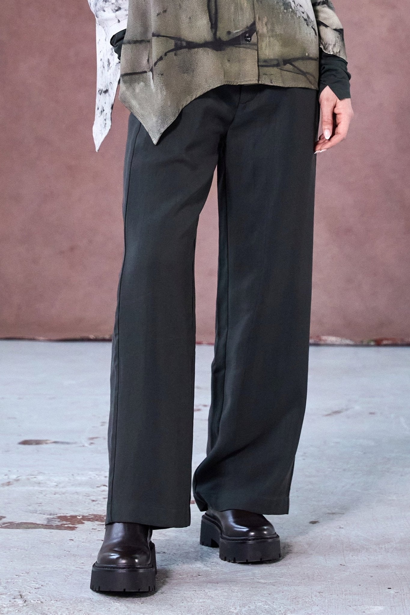 Naya NAW25138 Black Wide Leg Soft Trouser with Inverted Pleat Detail - Dotique - Naya